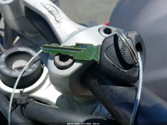 2014 TRIUMPH MOTORCYCLE STREET TRIPLE SMTL03NE9ET645594 Photo 10