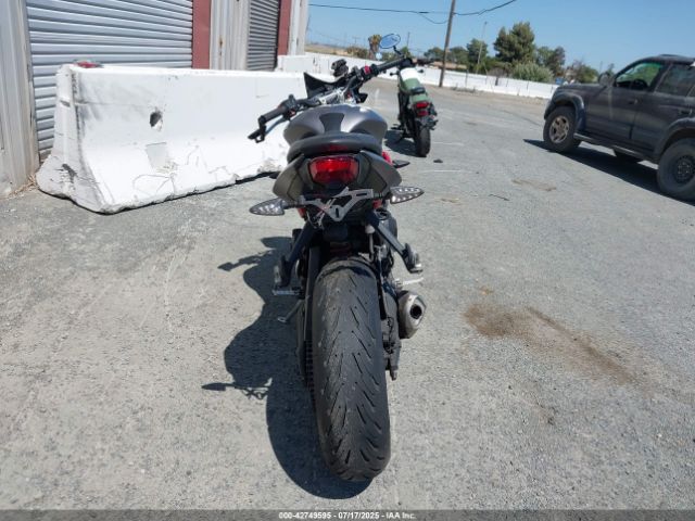 2014 TRIUMPH MOTORCYCLE STREET TRIPLE SMTL03NE9ET645594 Photo 5