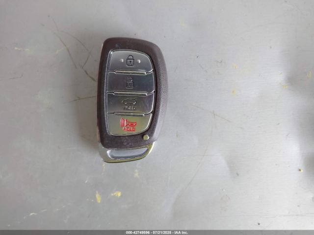 2017 HYUNDAI IONIQ HYBRID KMHC65LC9HU050426 Photo 10