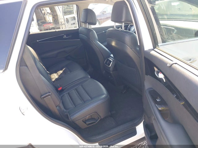 5XYPHDA56HG320471 KIA Sorento