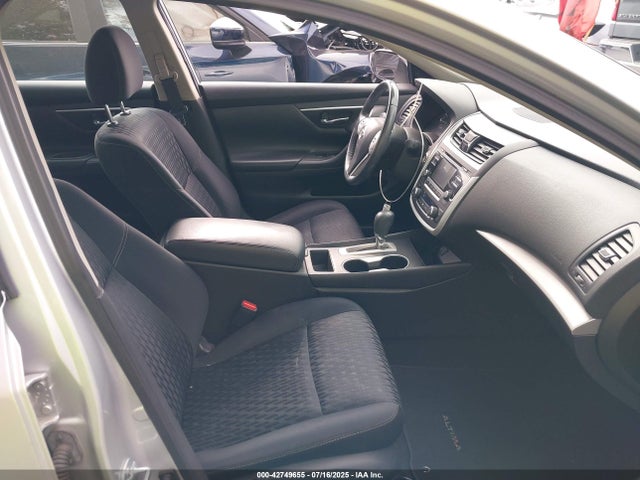 1N4AL3AP7HC222317 Nissan 2017