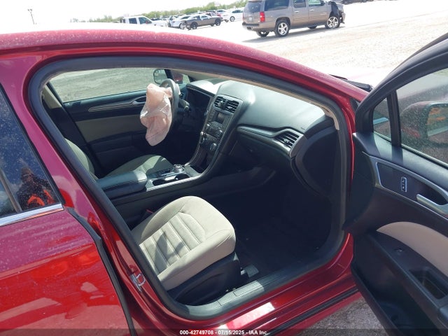 3FA6P0G74JR240104 Ford 2018