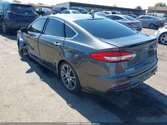 Ford 2019 2019 3FA6P0RU6KR175812 Image 3