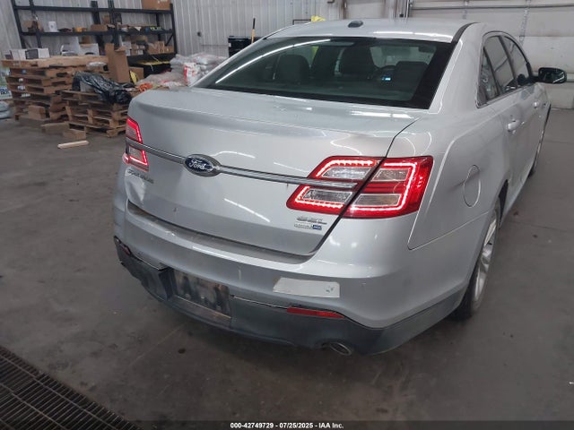 1FAHP2H82EG107009 Ford 2014