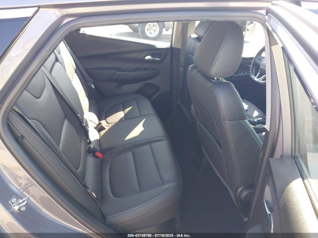 1G1FX6S01P4207434 Chevrolet 2023