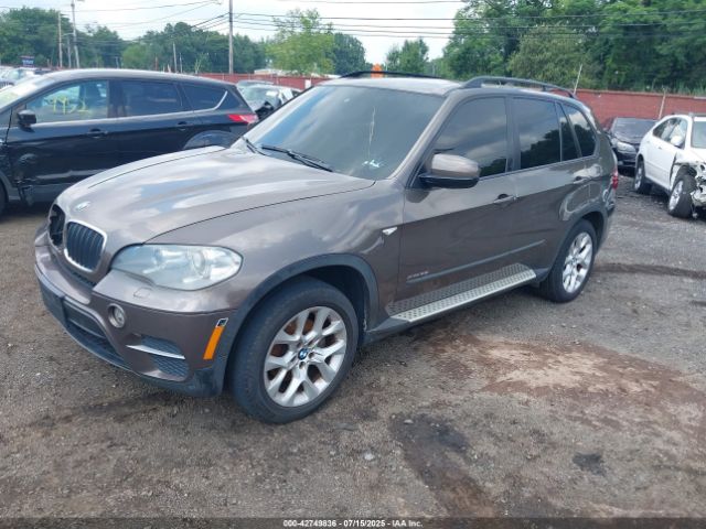 2012 BMW X5 5UXZV4C59CL766849 Photo 1