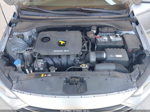 Hyundai 2017 2017 5NPD74LF7HH200392 Image 10