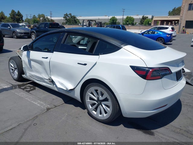 2021 TESLA MODEL 3 5YJ3E1EA6MF995204 Photo 2