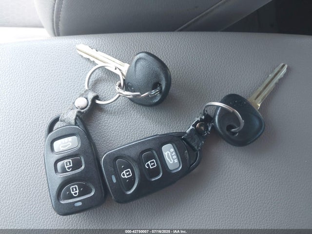 5NPD84LF3HH022574 Hyundai 2017