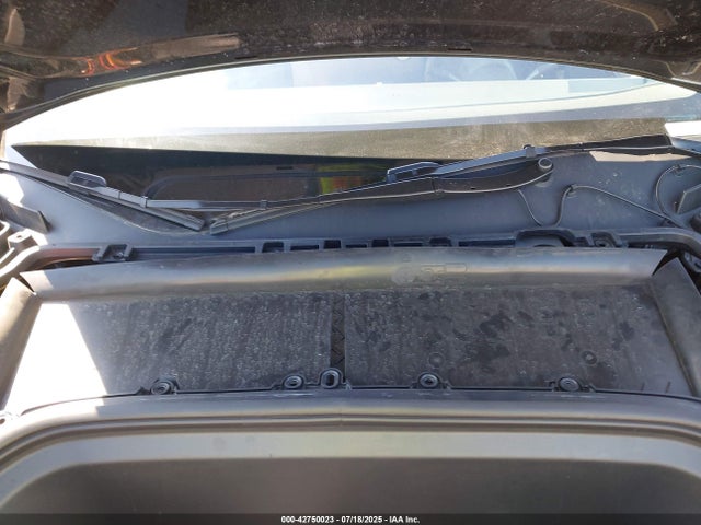 Tesla 2025 2025 7SAYGDEE2SF288086 Image 10