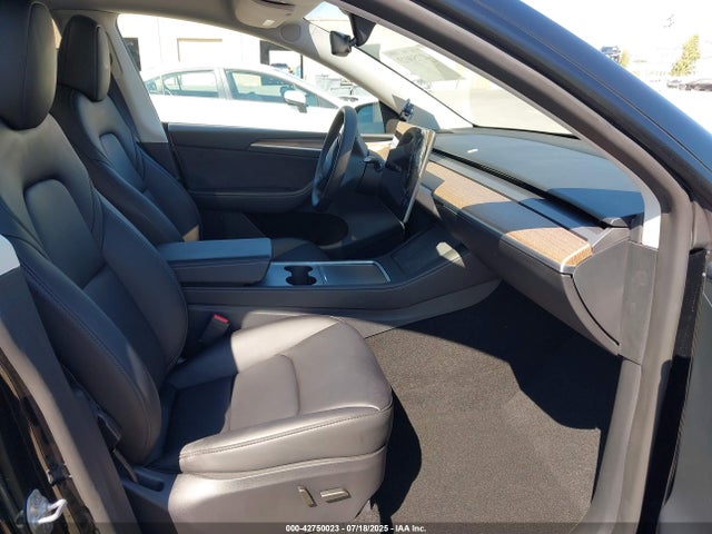 Tesla 2025 2025 7SAYGDEE2SF288086 Image 5