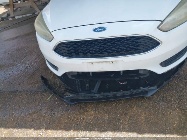 1FADP3F27GL272129 Ford 2016