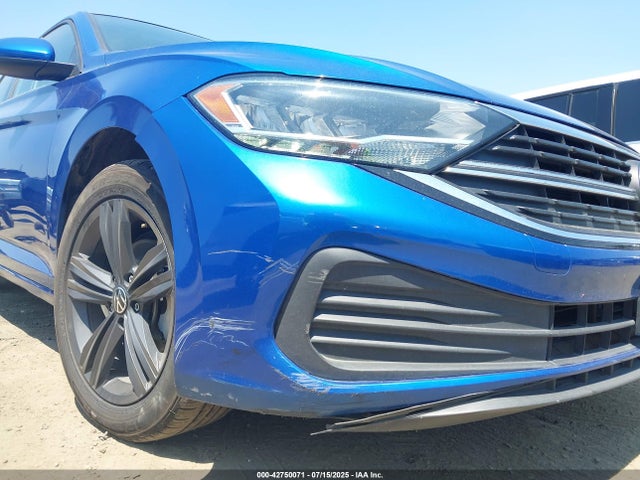3VW7M7BU5NM013761 Volkswagen 1.5 tsi