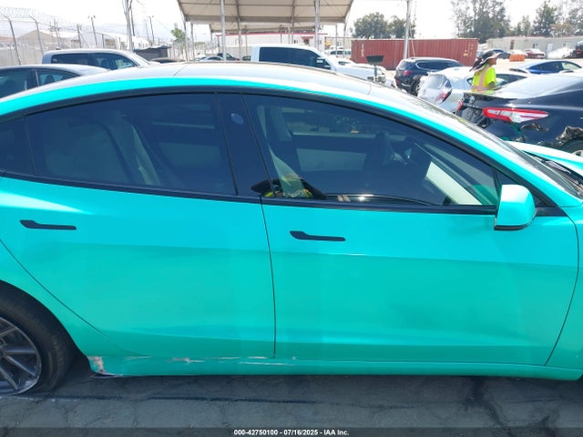 5YJ3E1EA1MF921673 Tesla MODEL 3