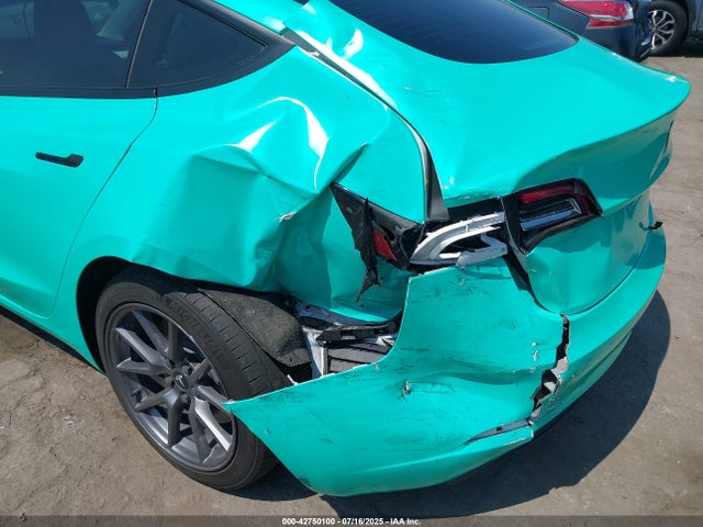 2021 TESLA MODEL 3 5YJ3E1EA1MF921673 Photo 5