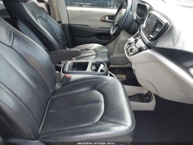 2017 CHRYSLER PACIFICA 2C4RC1EGXHR771979 Photo 4