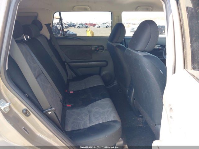 Scion 2az-fe 2014 JTLZE4FE1EJ057557 Image 8