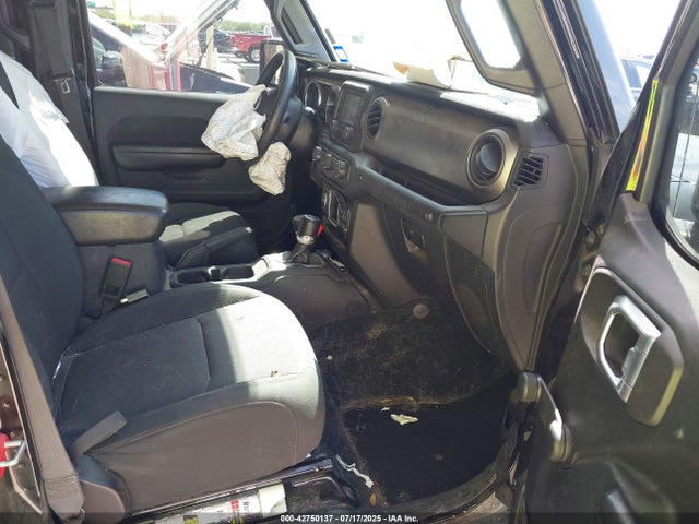 1C4HJXDN1JW264082 Jeep 2018