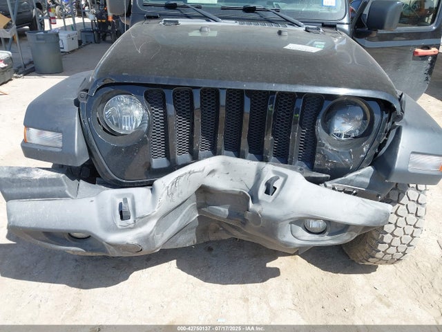 1C4HJXDN1JW264082 Jeep 2018