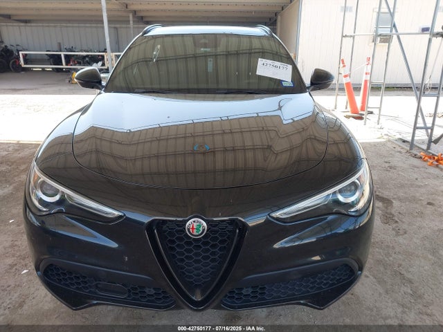ZASPAKBN5P7D50054 Alfa Romeo Stelvio
