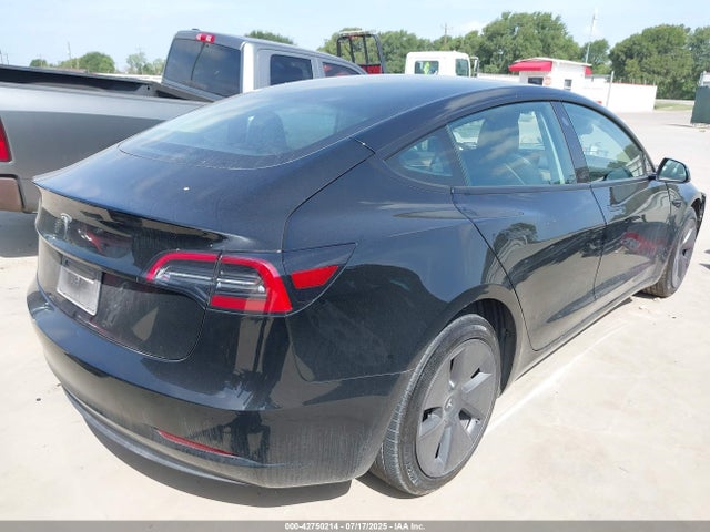 2023 TESLA MODEL 3 5YJ3E1EAXPF584182 Photo 3