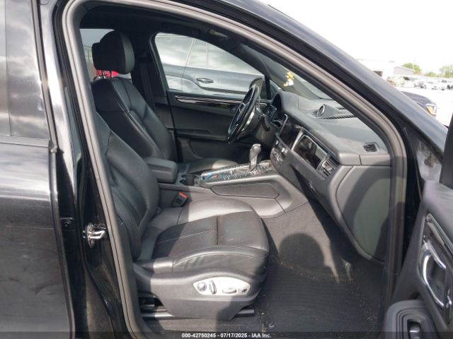2021 PORSCHE MACAN WP1AA2A59MLB18140 Photo 4