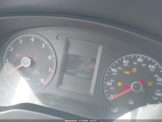 3VW2K7AJ3EM392749 Volkswagen 2014
