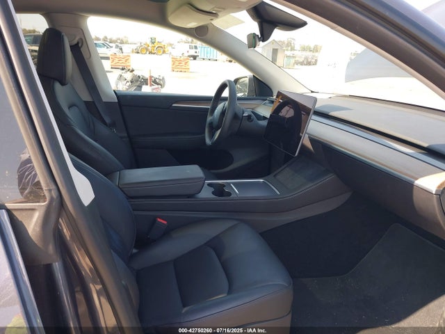 2023 TESLA MODEL Y 7SAYGDEE5PF814072 Photo 4