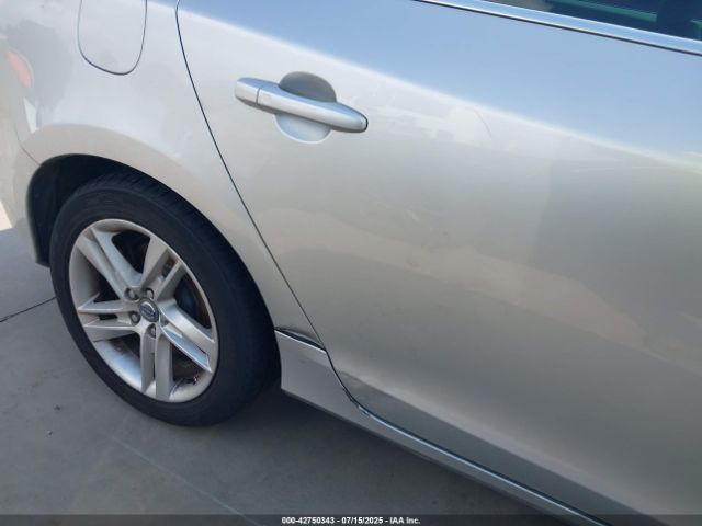 2014 VOLVO S60 YV1612FS1E1291373 Photo 5