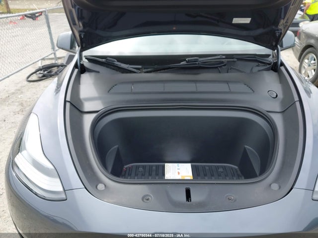 2023 TESLA MODEL Y 7SAYGDEE3PF794436 Photo 9