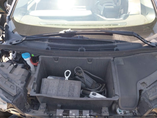 WBY1Z8C3XHV893984 BMW electric/2-cyl .gasoline