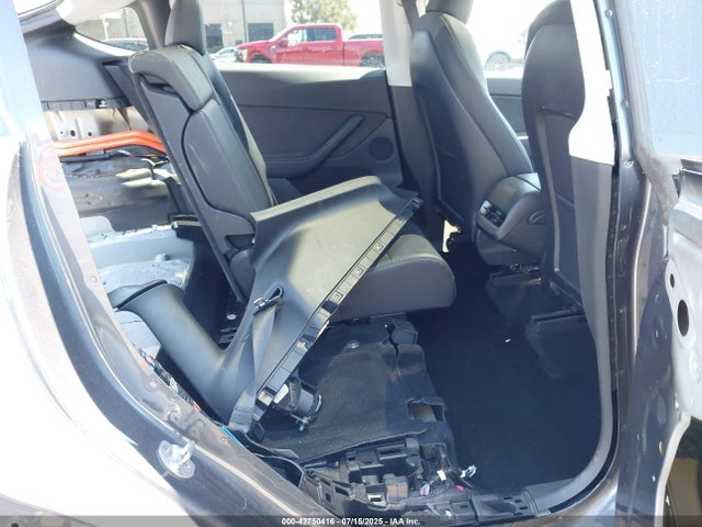 5YJYGAEE1MF159139 Tesla 2021