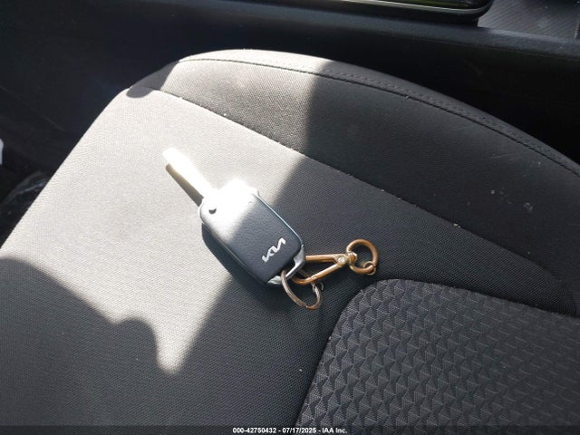 2023 Kia Sportage Lx მანქანა იყიდება აუქციონზე, vin: KNDPU3AF7P7172907, აუქციონის ნომერი: 42750432
