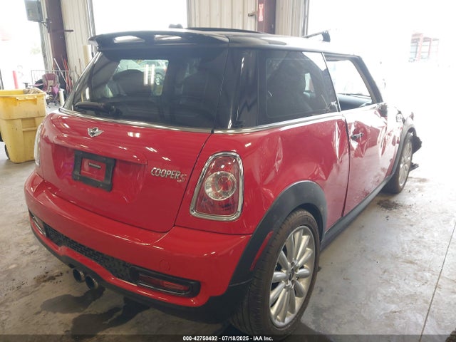 2011 MINI COOPER S WMWSV3C54BTY20924 Photo 3