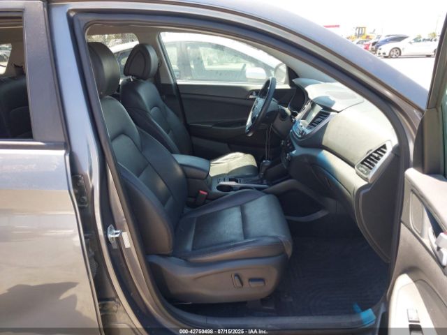 2016 HYUNDAI TUCSON KM8J33A2XGU087367 Photo 4