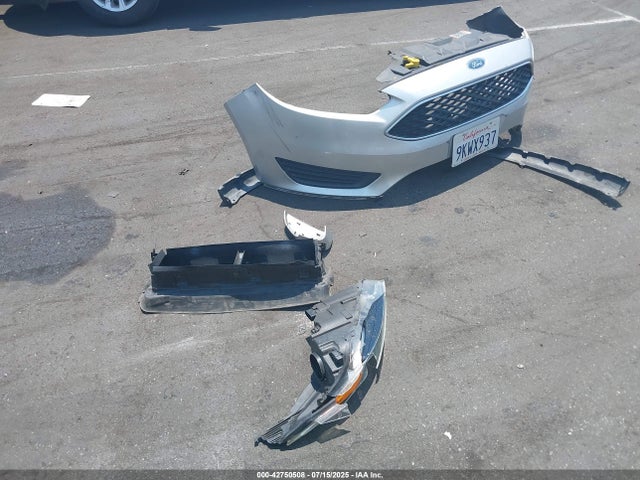 Ford 2016 2016 1FADP3F25GL382483 Image 12