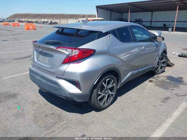 NMTKHMBXXJR039582 Toyota 3zr-fae