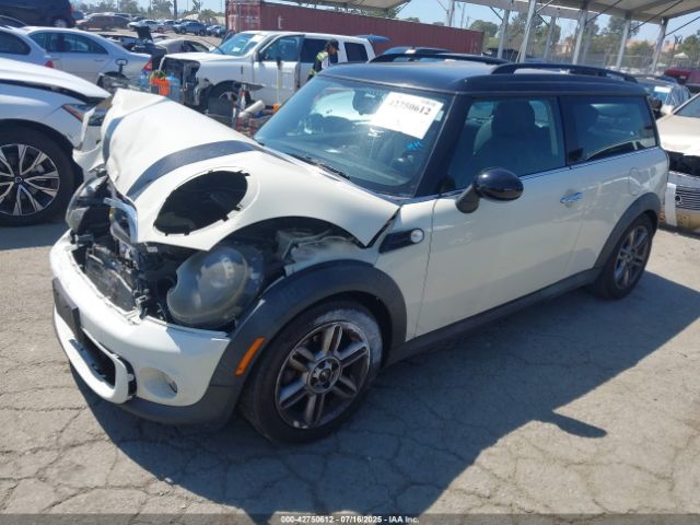 2011 MINI COOPER CLUBMAN WMWZF3C50BTY00553 Photo 1
