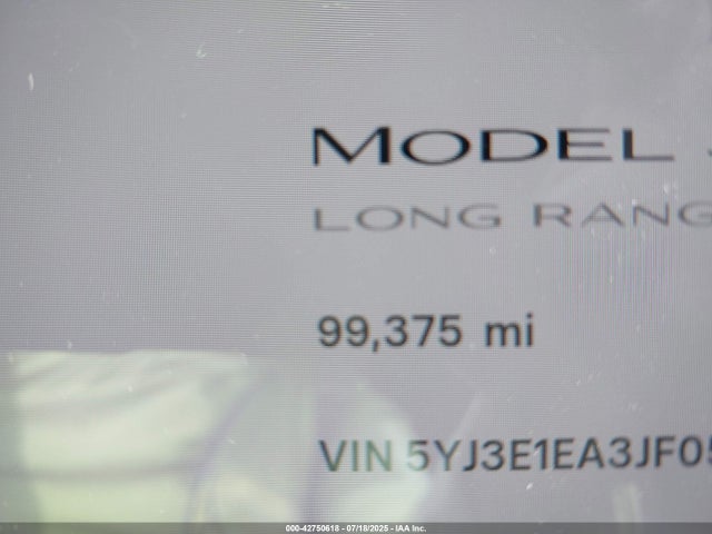 5YJ3E1EA3JF050884 Tesla 2018