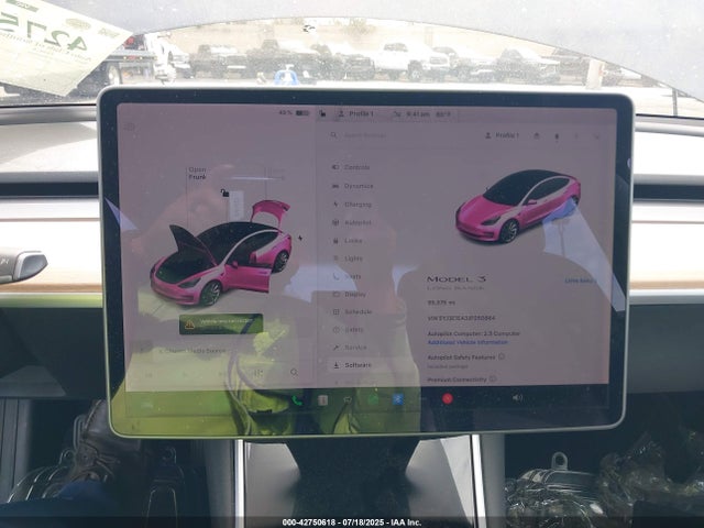 5YJ3E1EA3JF050884 Tesla 2018
