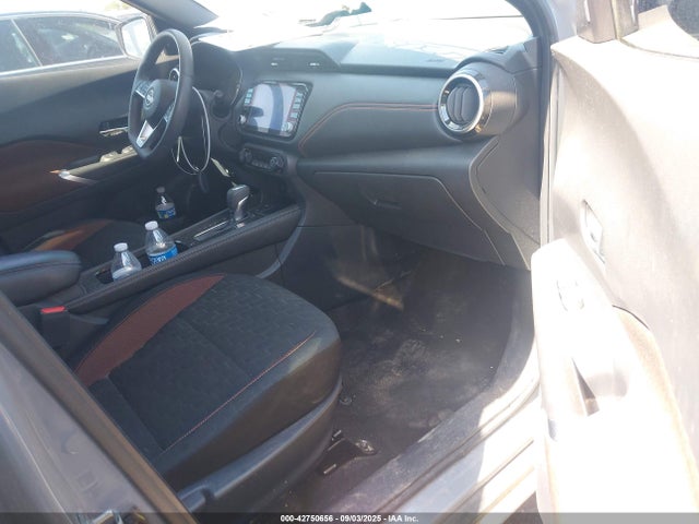 Nissan 2022 2022 3N1CP5DV0NL495017 Image 5
