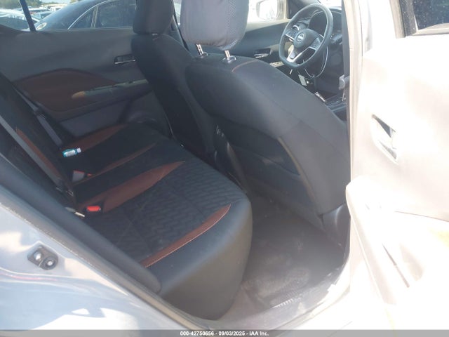 Nissan 2022 2022 3N1CP5DV0NL495017 Image 8