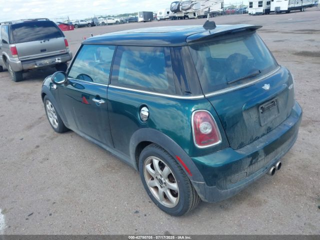2009 MINI COOPER S WMWMF73599TW83678 Photo 2