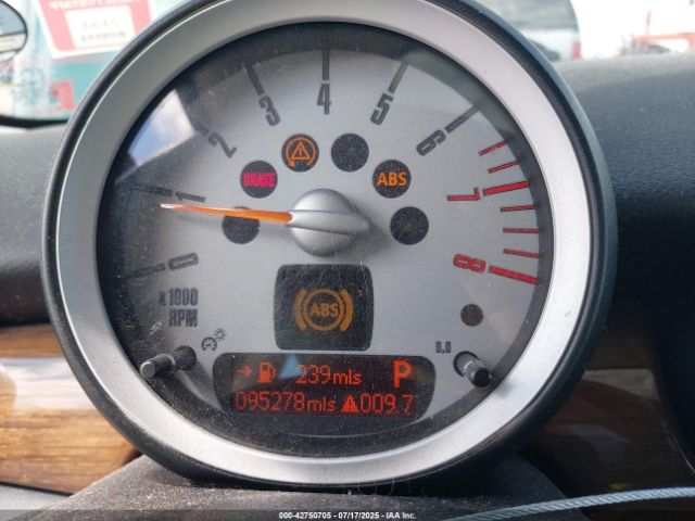 2009 MINI COOPER S WMWMF73599TW83678 Photo 6