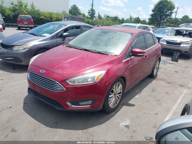 Ford Focus 2015 1FADP3N24FL217315 Image 2
