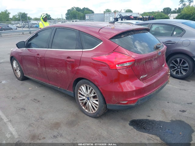 Ford Focus 2015 1FADP3N24FL217315 Image 3
