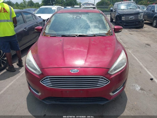 Ford Focus 2015 1FADP3N24FL217315 Image 6