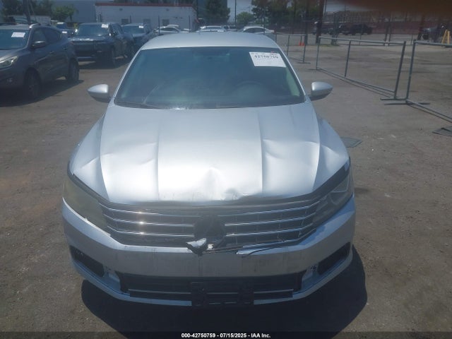 1VWAT7A38GC031726 Volkswagen 1.8t