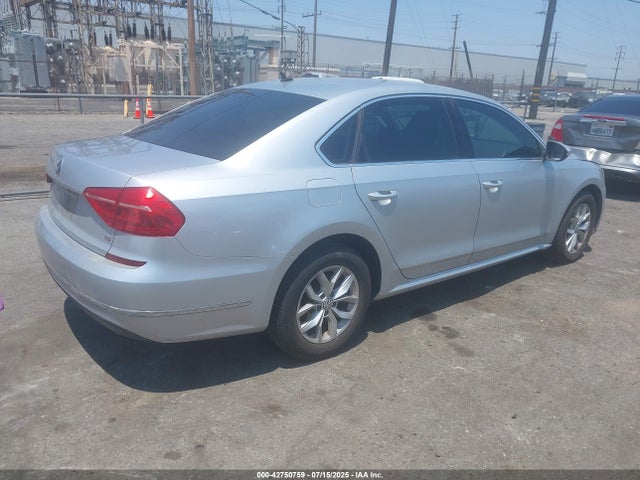 1VWAT7A38GC031726 Volkswagen 1.8t