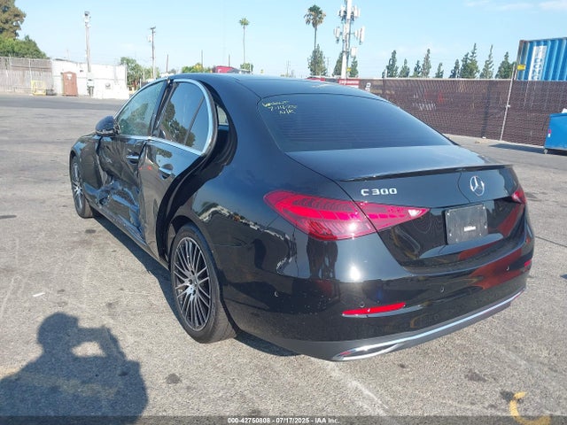 W1KAF4GB5NR015099 Mercedes-Benz m264